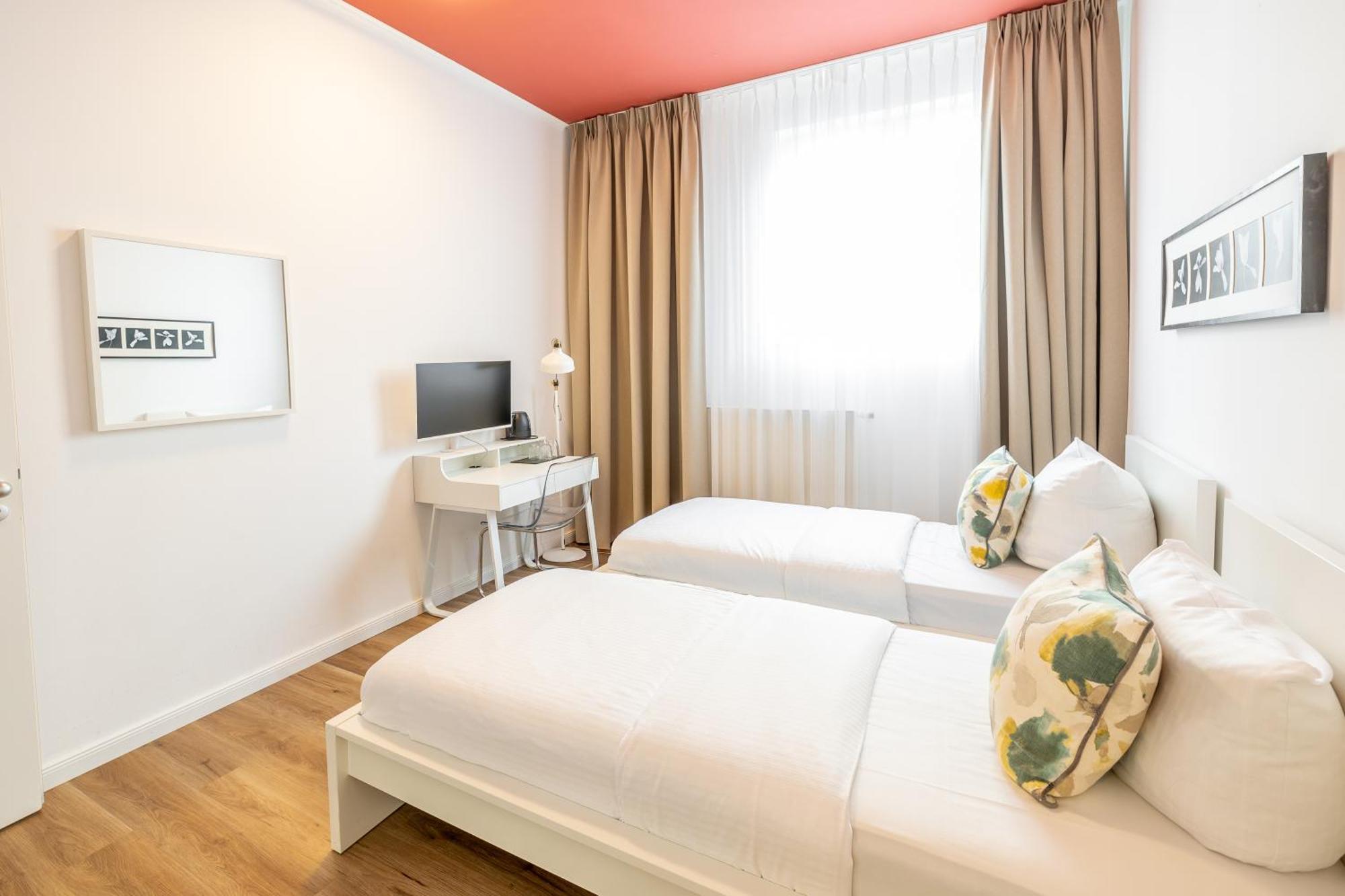 Midi Inn Parkhotel Mitte — Photos 1